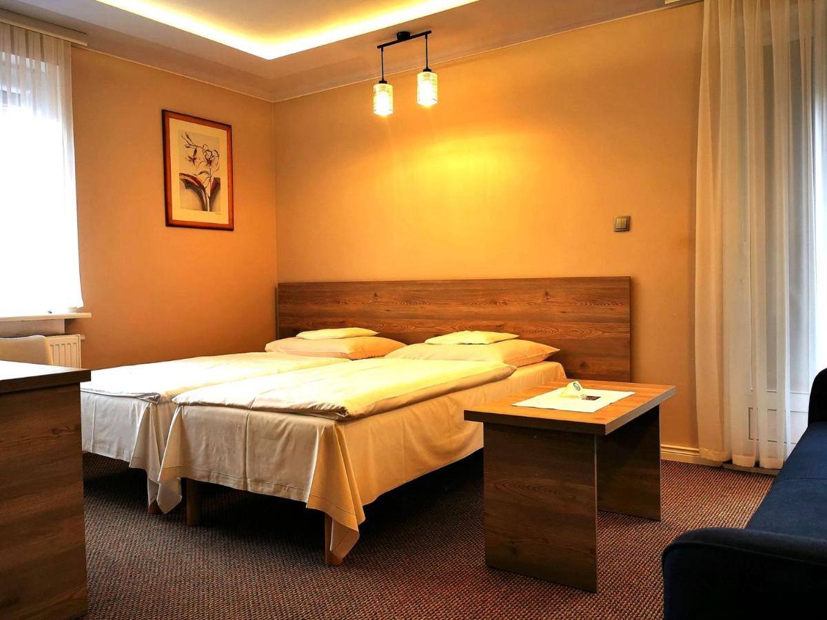 Dom Nad Rzeka Hotel Skwierzyna Eksteriør billede