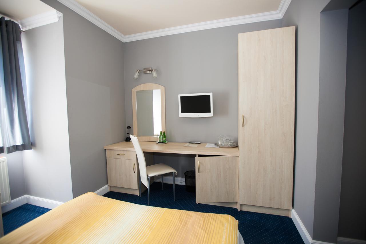 Dom Nad Rzeka Hotel Skwierzyna Værelse billede