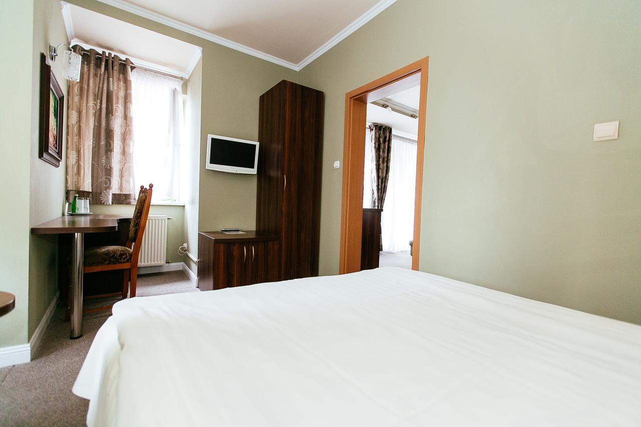 Dom Nad Rzeka Hotel Skwierzyna Eksteriør billede