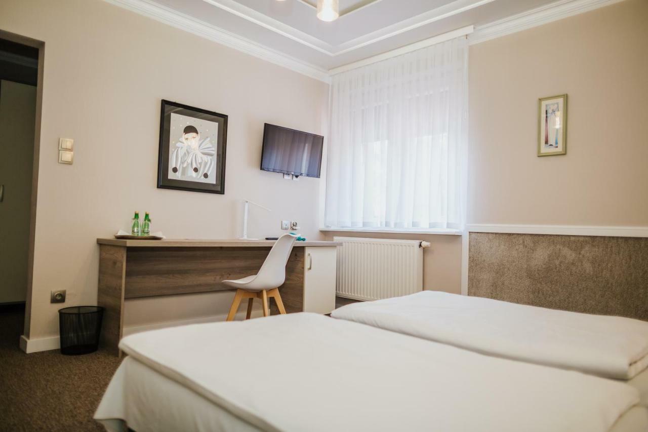 Dom Nad Rzeka Hotel Skwierzyna Eksteriør billede