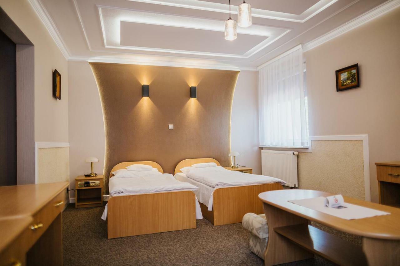 Dom Nad Rzeka Hotel Skwierzyna Eksteriør billede