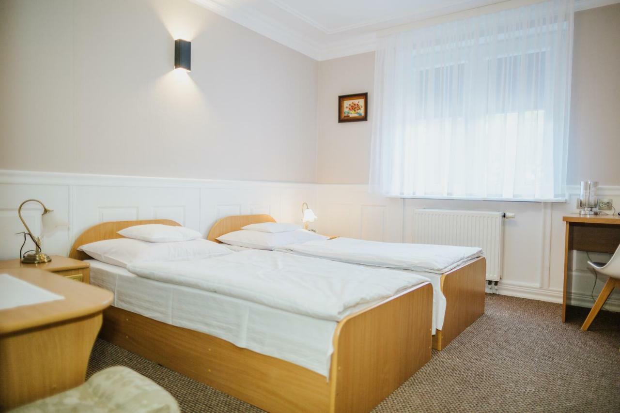 Dom Nad Rzeka Hotel Skwierzyna Eksteriør billede