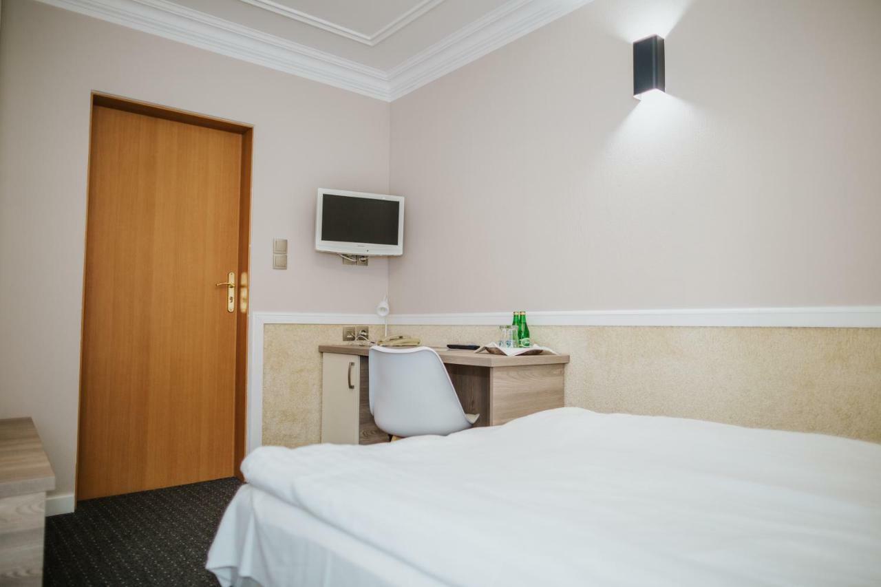 Dom Nad Rzeka Hotel Skwierzyna Eksteriør billede